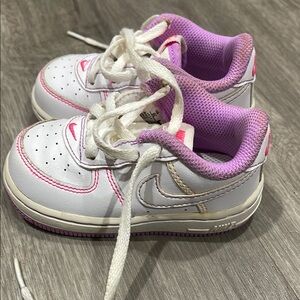 Nike Kids White and Pink Sneakers